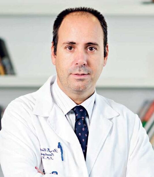 Doctor endocrinologist Tiago Pereira